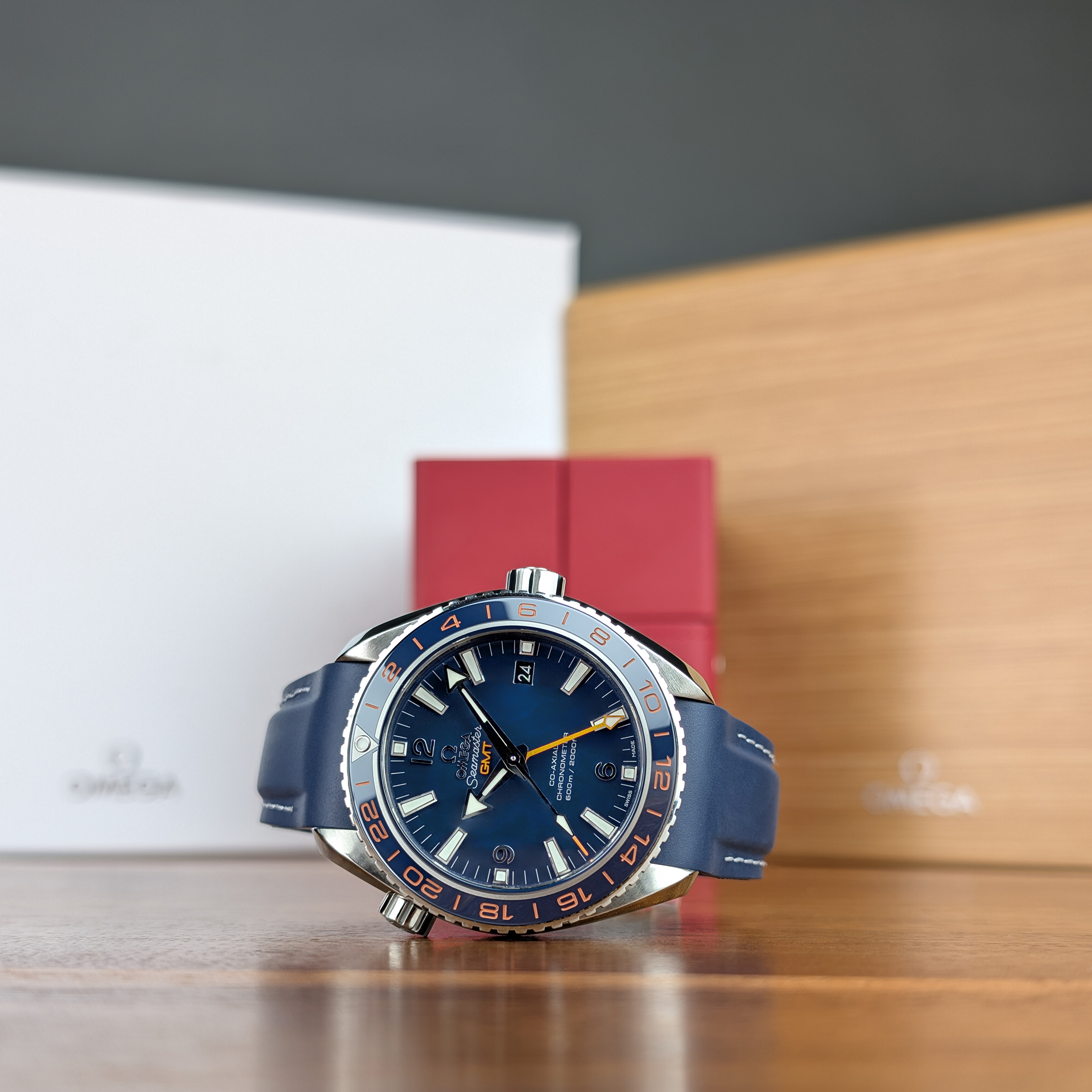 Omega Seamaster Planet Ocean<br>232.32.44.22.03.001